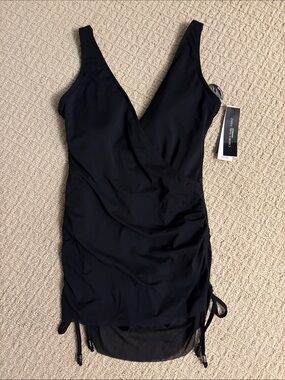 NWT Carmen Marc Valvo Black One Piece Swimsuit Swimdress